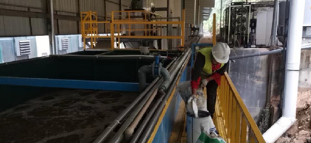 6368d050004b4.jpg 3.jpg